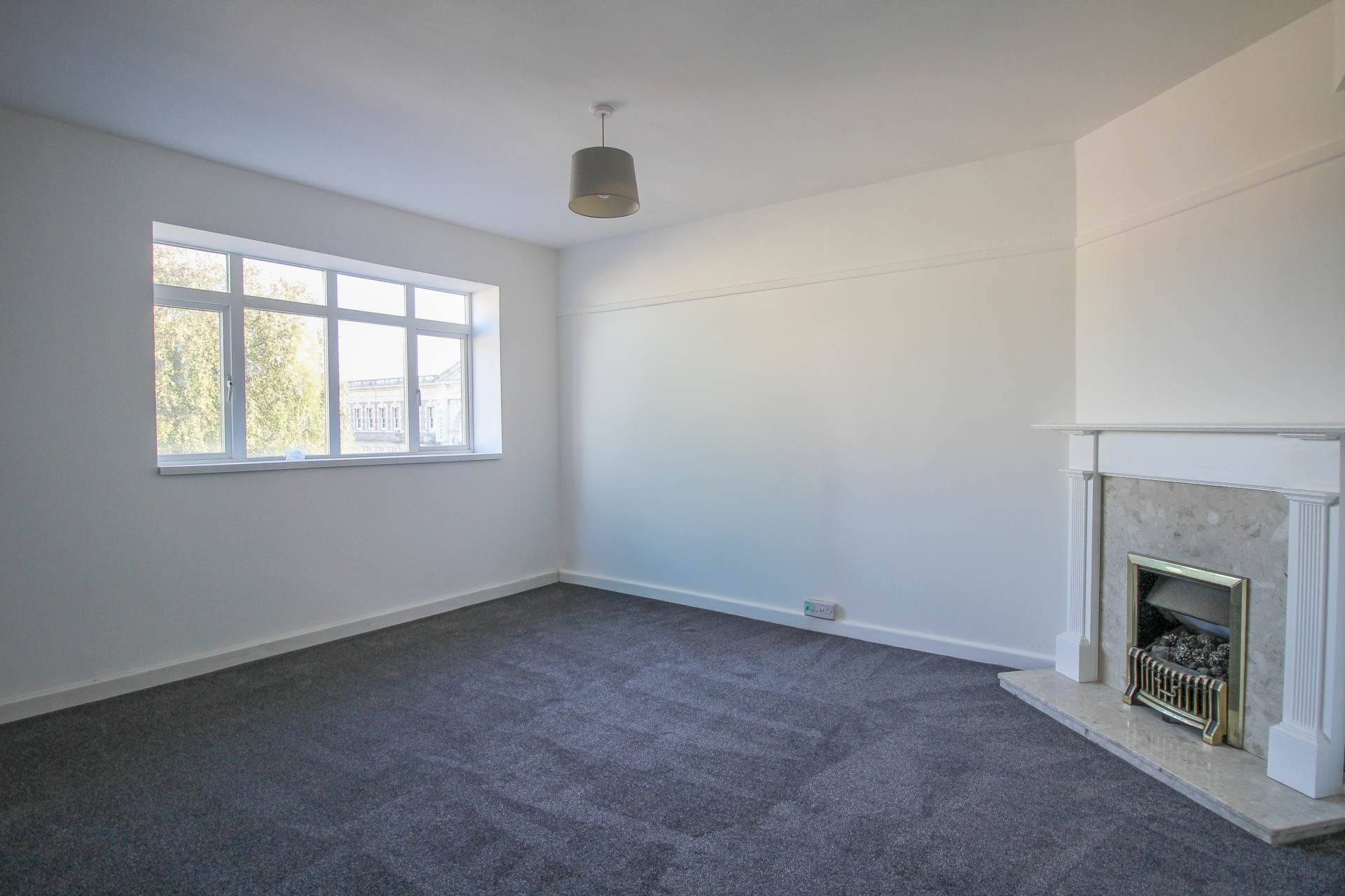 Flat Orchard Street in Weston-super-Mare