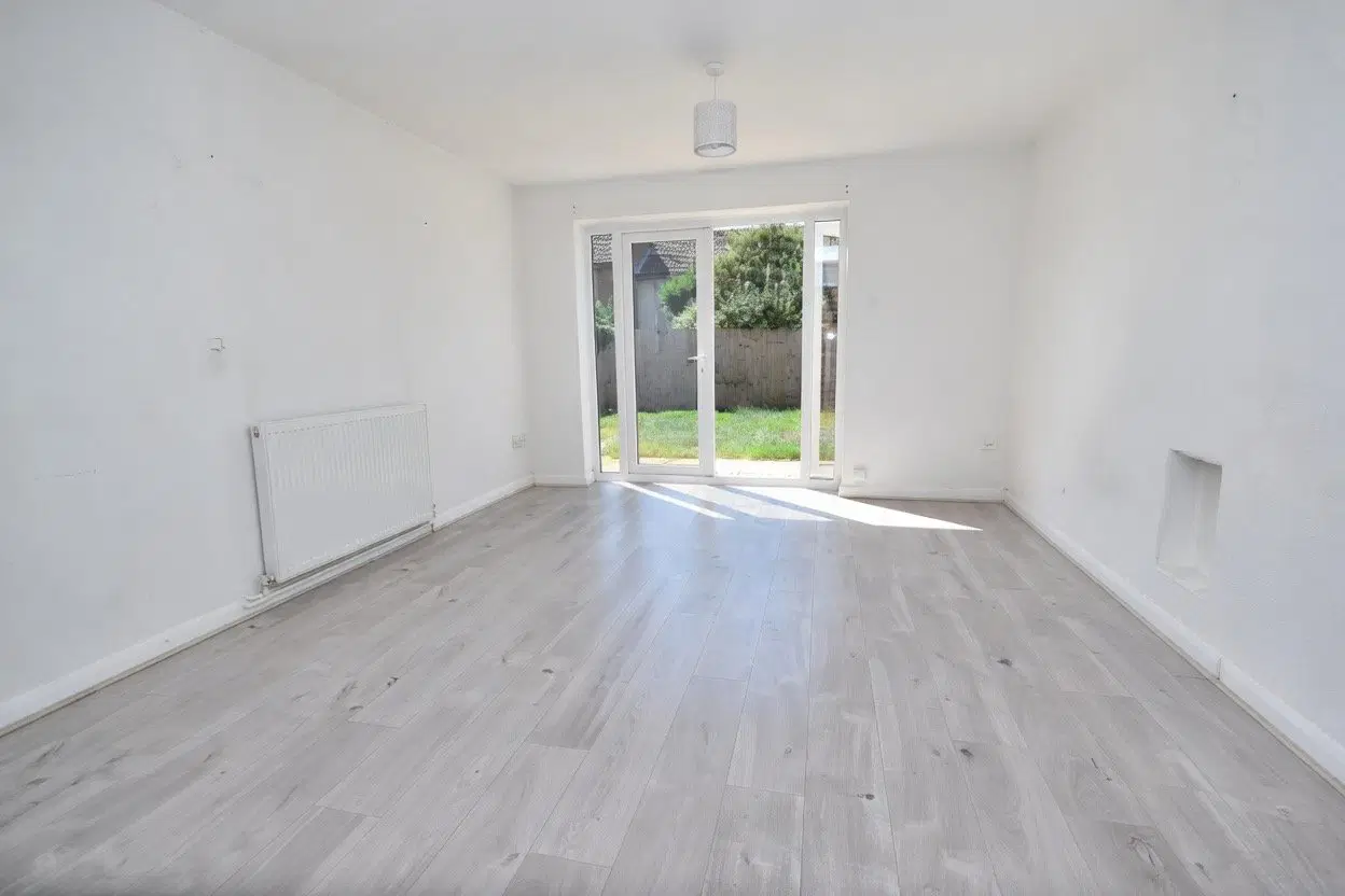 House Shelford Close in Northampton