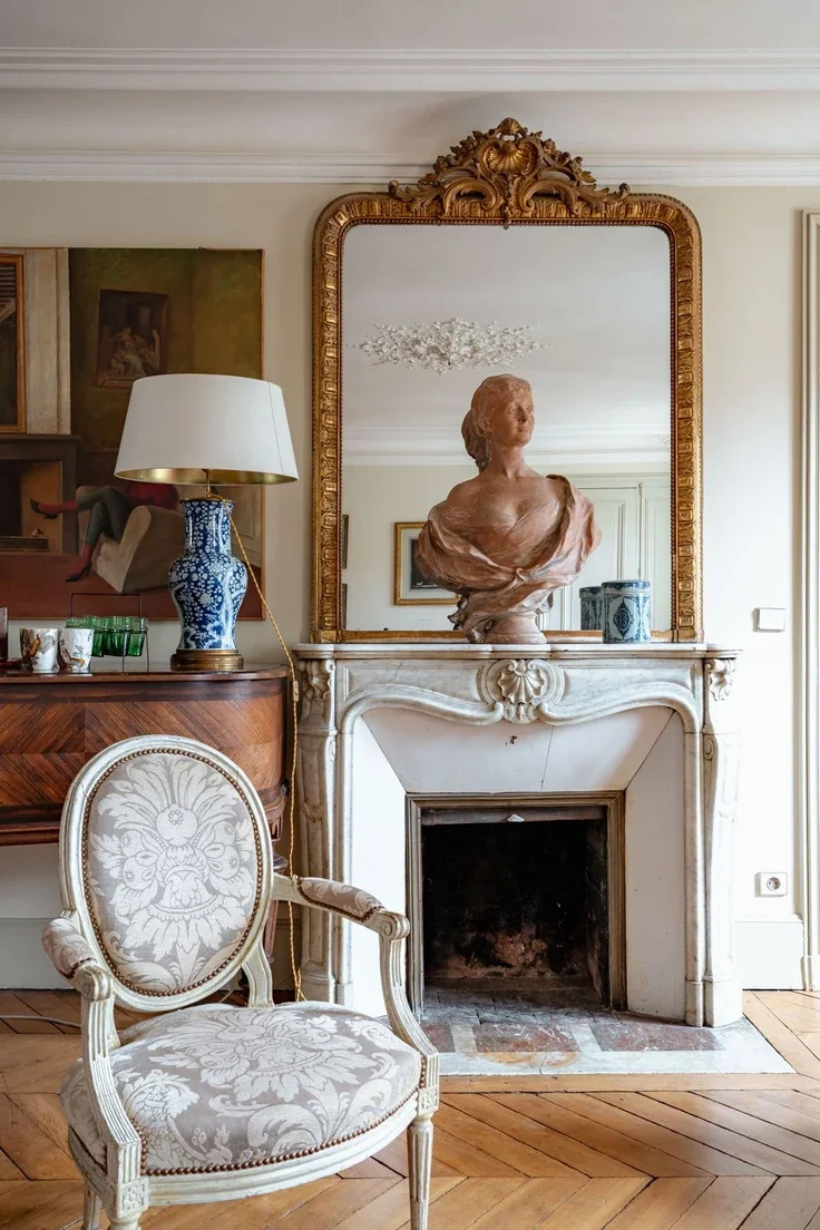 Flat Rue du Cherche-Midi in Paris