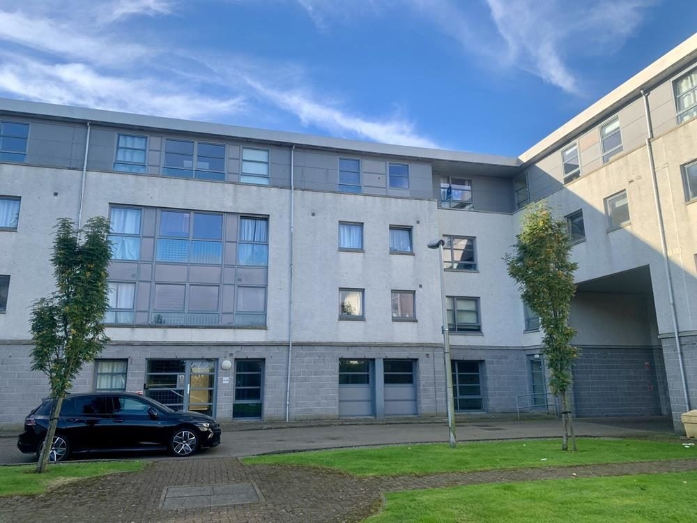 Flat Merkland Lane in Aberdeen