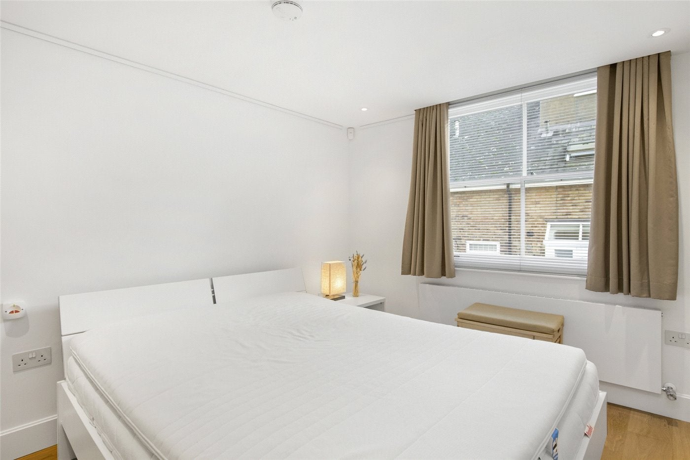 Flat Westbourne Gardens in City of Westminster
