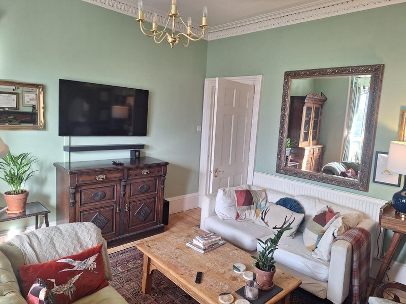 Room Restalrig Road in City of Edinburgh