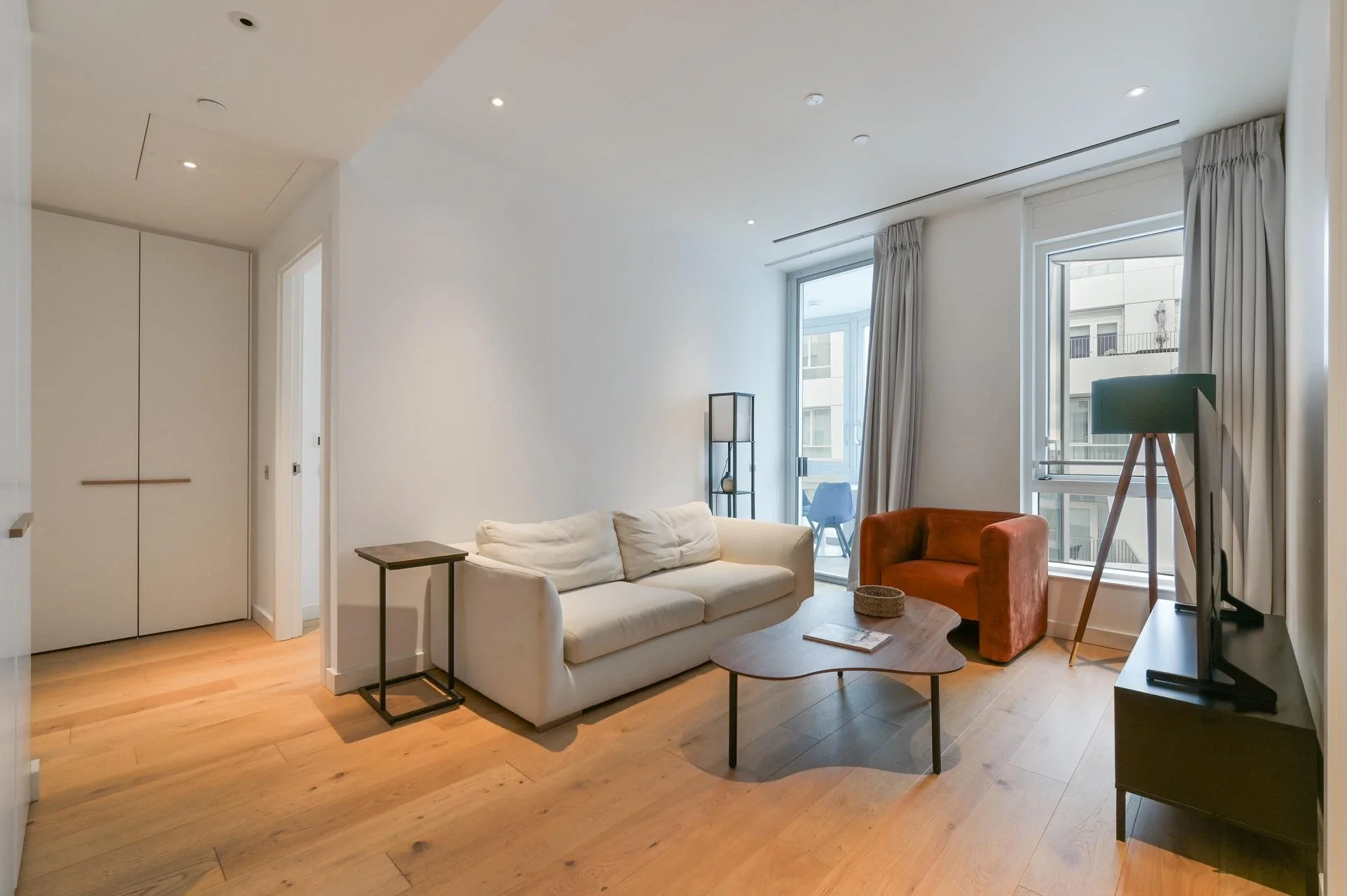 Room Prospect Way in Greater London