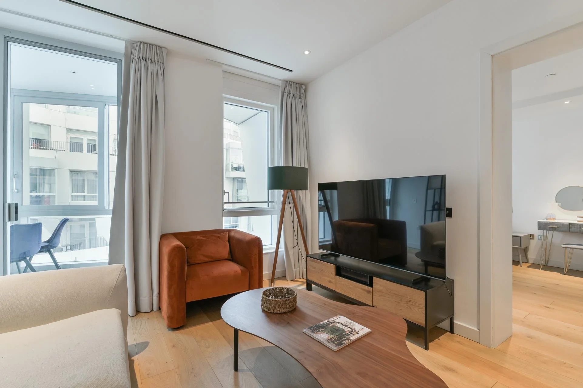 Room Prospect Way in Greater London