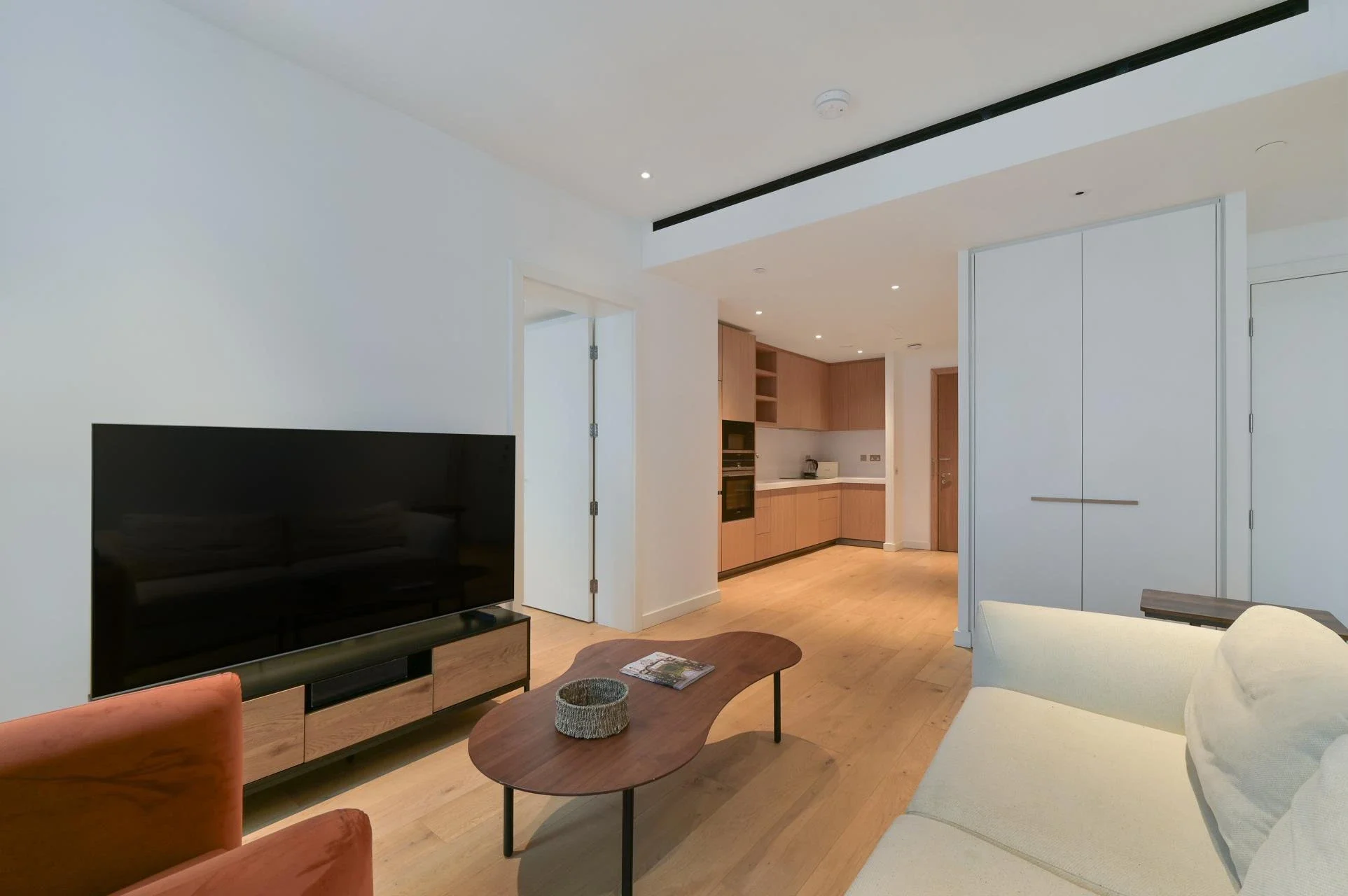 Room Prospect Way in Greater London