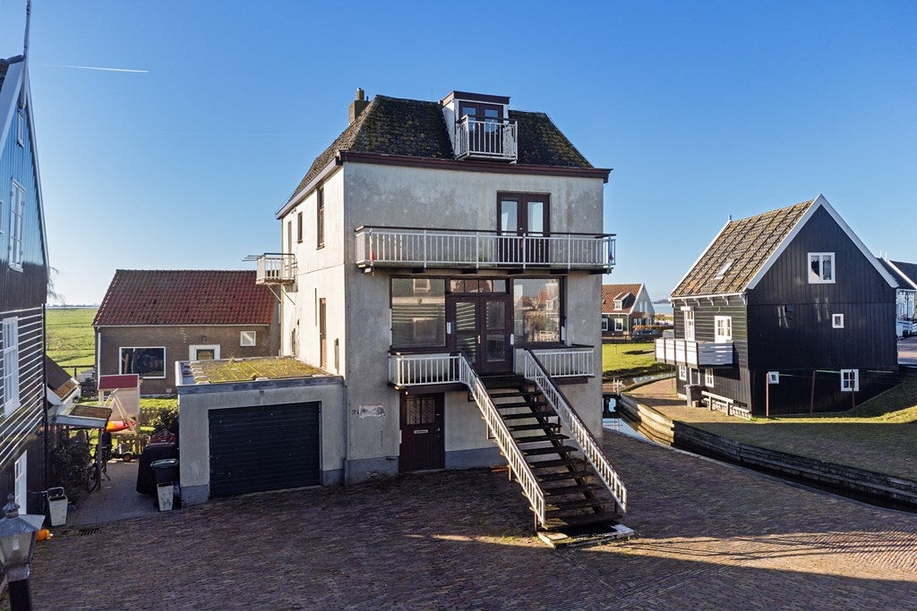 Huis Buurt IV 21 in Marken