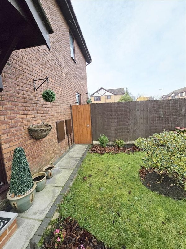 House Tarvin Close in Sefton
