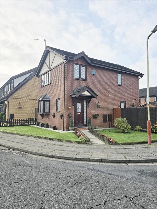 House Tarvin Close in Sefton