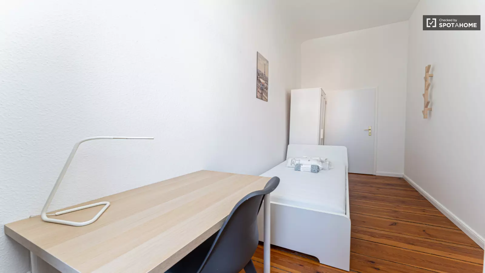 Zimmer Biebricher Straße in Berlin