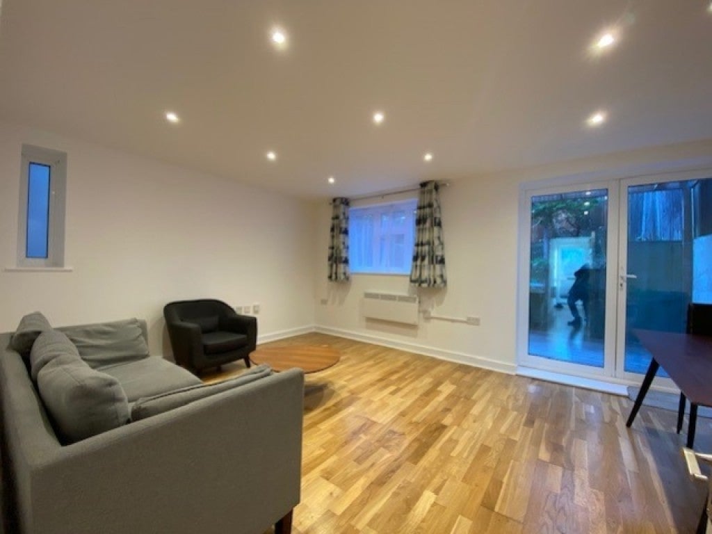 House Lantern Close in Greater London