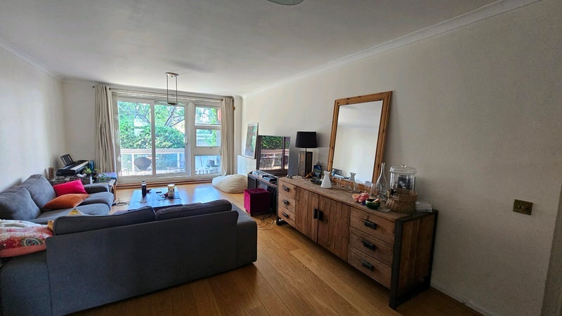 Room Rosebank in Greater London