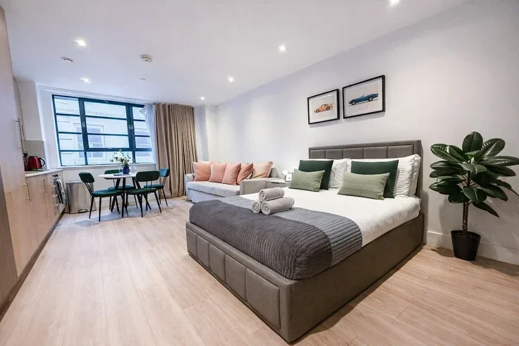 Flat Frampton Street in City of Westminster