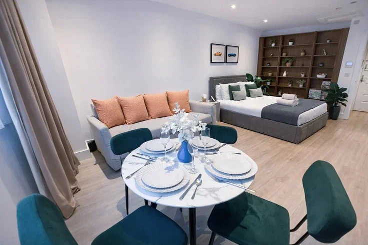 Flat Frampton Street in City of Westminster