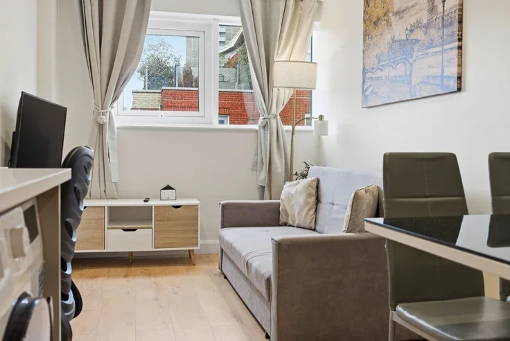 Flat Seward Street in Greater London