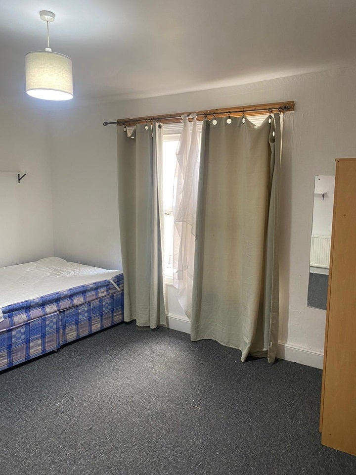 Room Mivart Street in Bristol