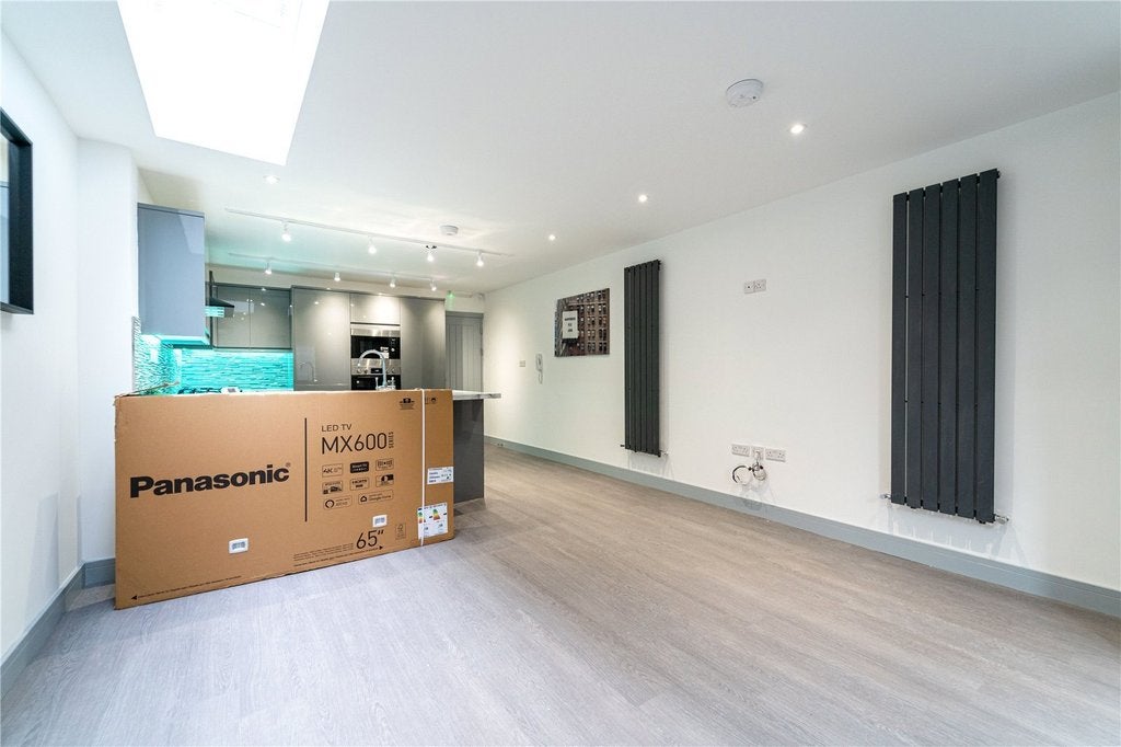 Flat Dawlish Road in Birmingham