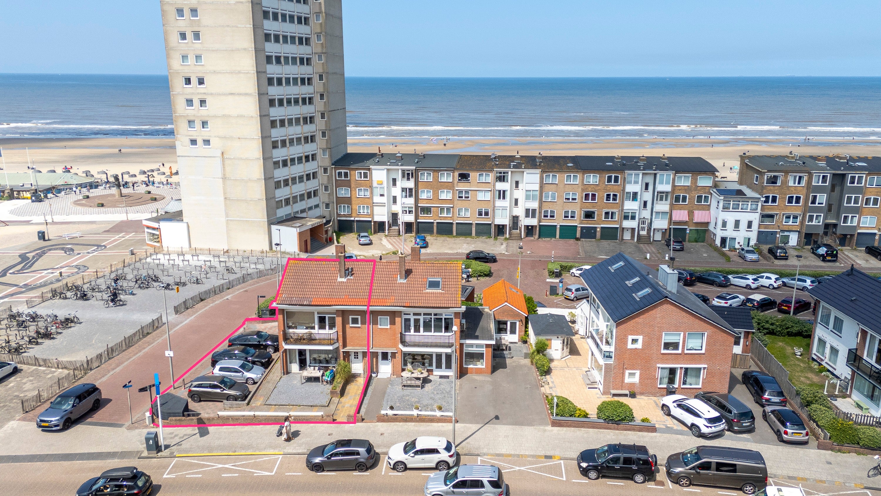 Huis Burgemeester Engelbertsstraat 1 in Zandvoort