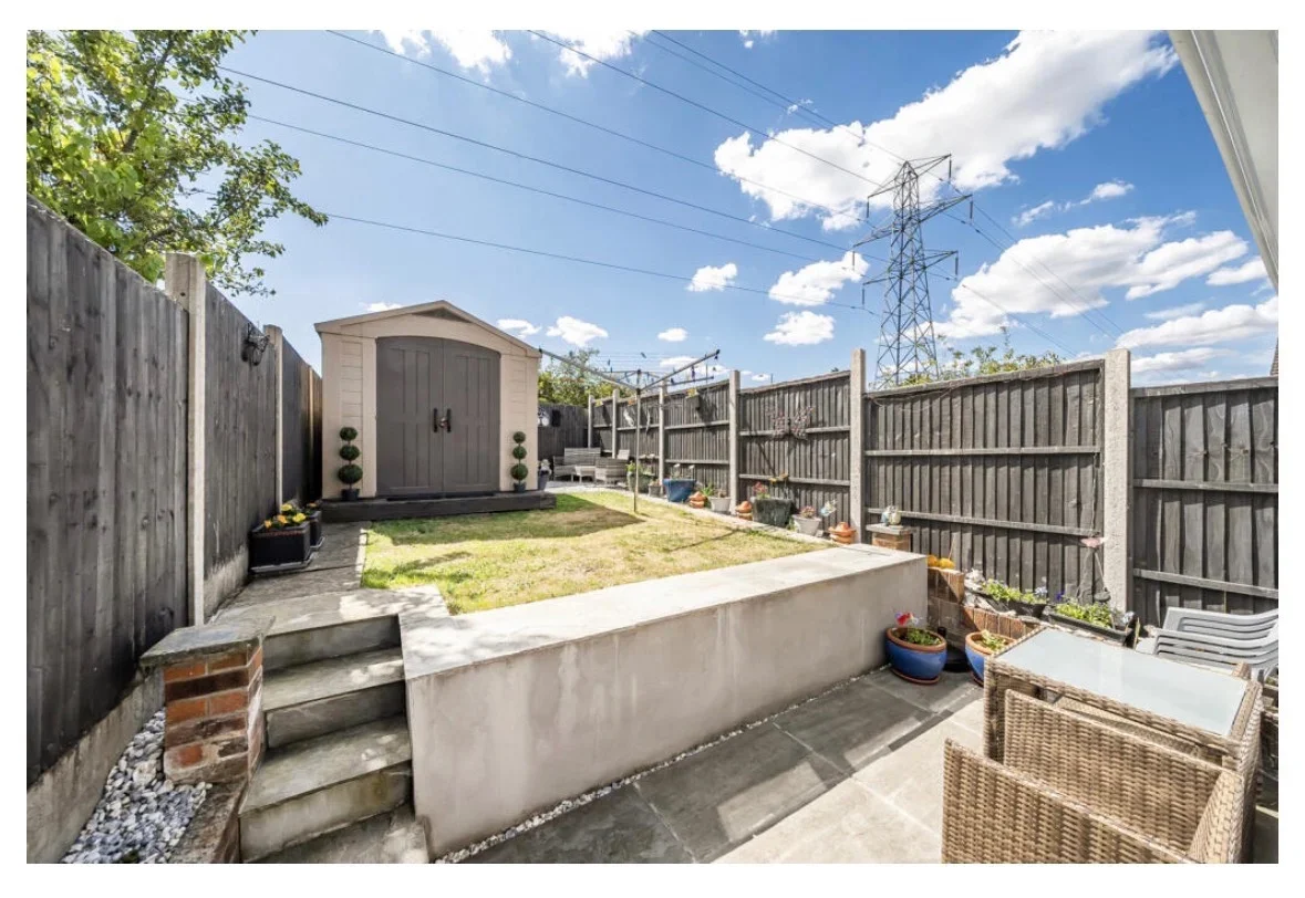 Room Cherry Hills in Three Rivers