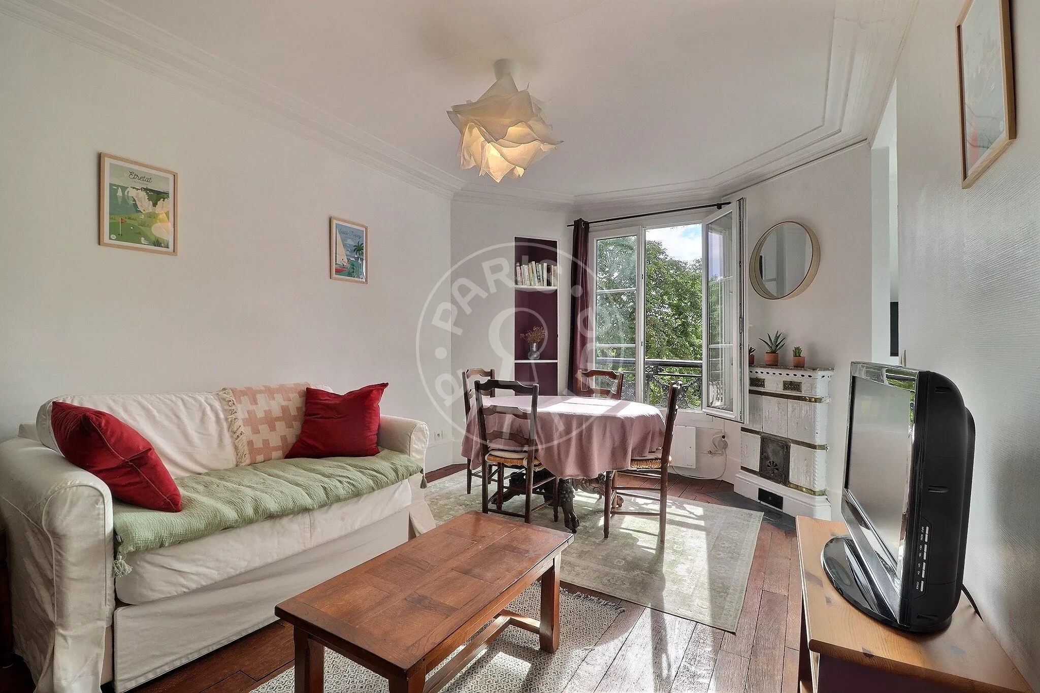 Flat Rue Vaneau in Paris