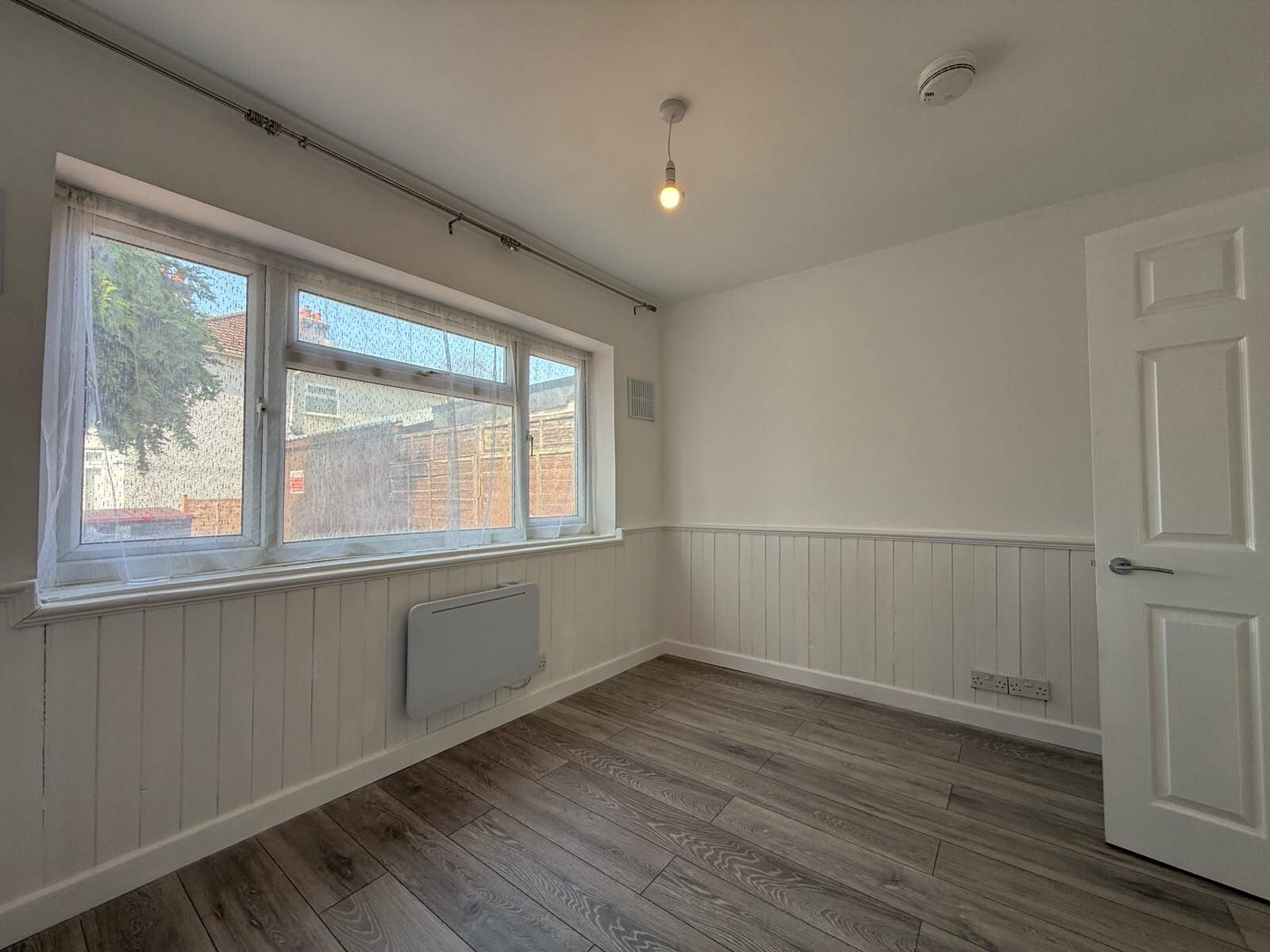 Flat Bursledon Road in Southampton
