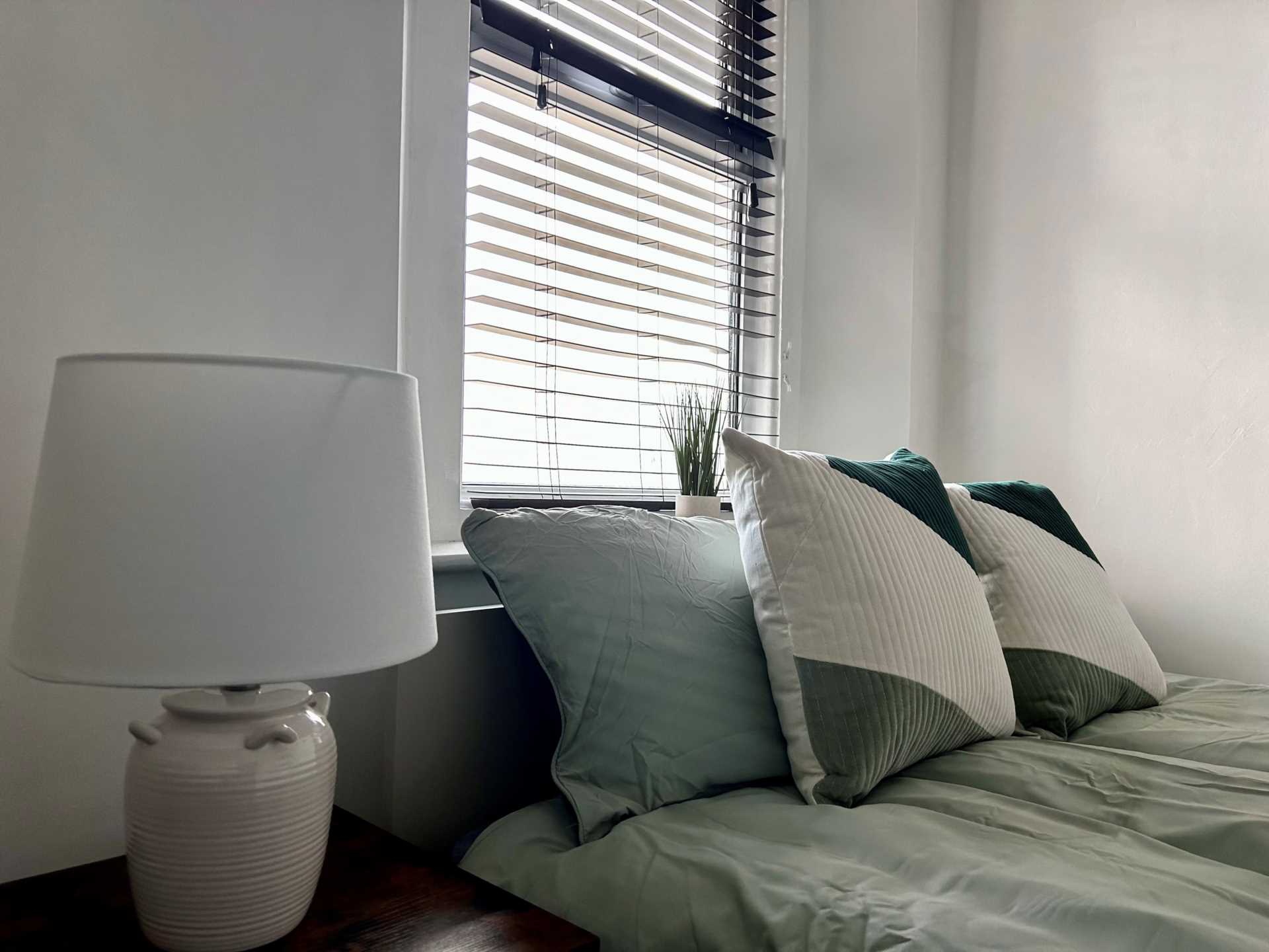 Room Ashcombe Road in Weston-super-Mare