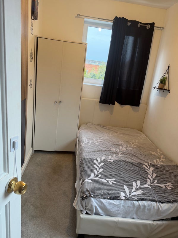 Room Wilberforce Road in Leicester