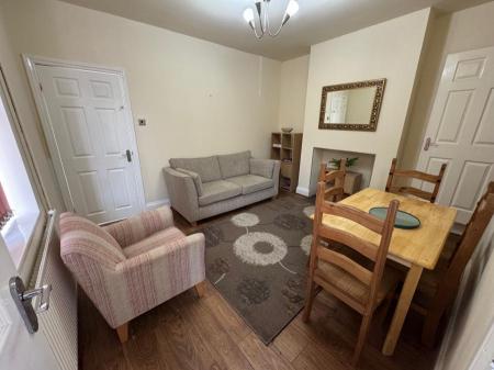 Room Enderley Street in Newcastle-under-Lyme