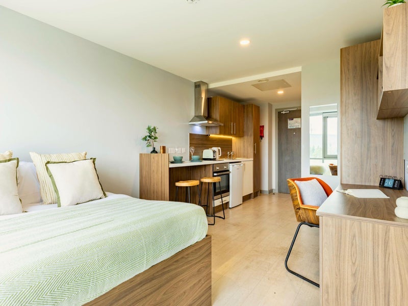 Room Castlebank Street in Glasgow