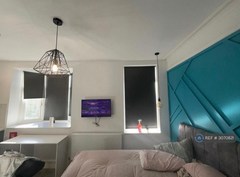 Room Livingstone Road in Derby