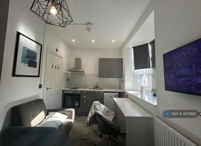 Room Livingstone Road in Derby