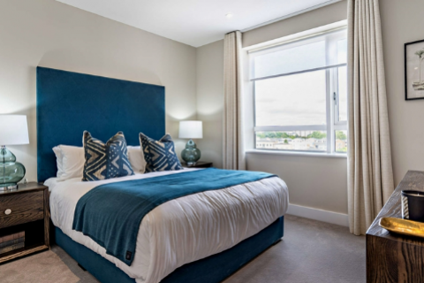 Flat Westferry Circus in Greater London