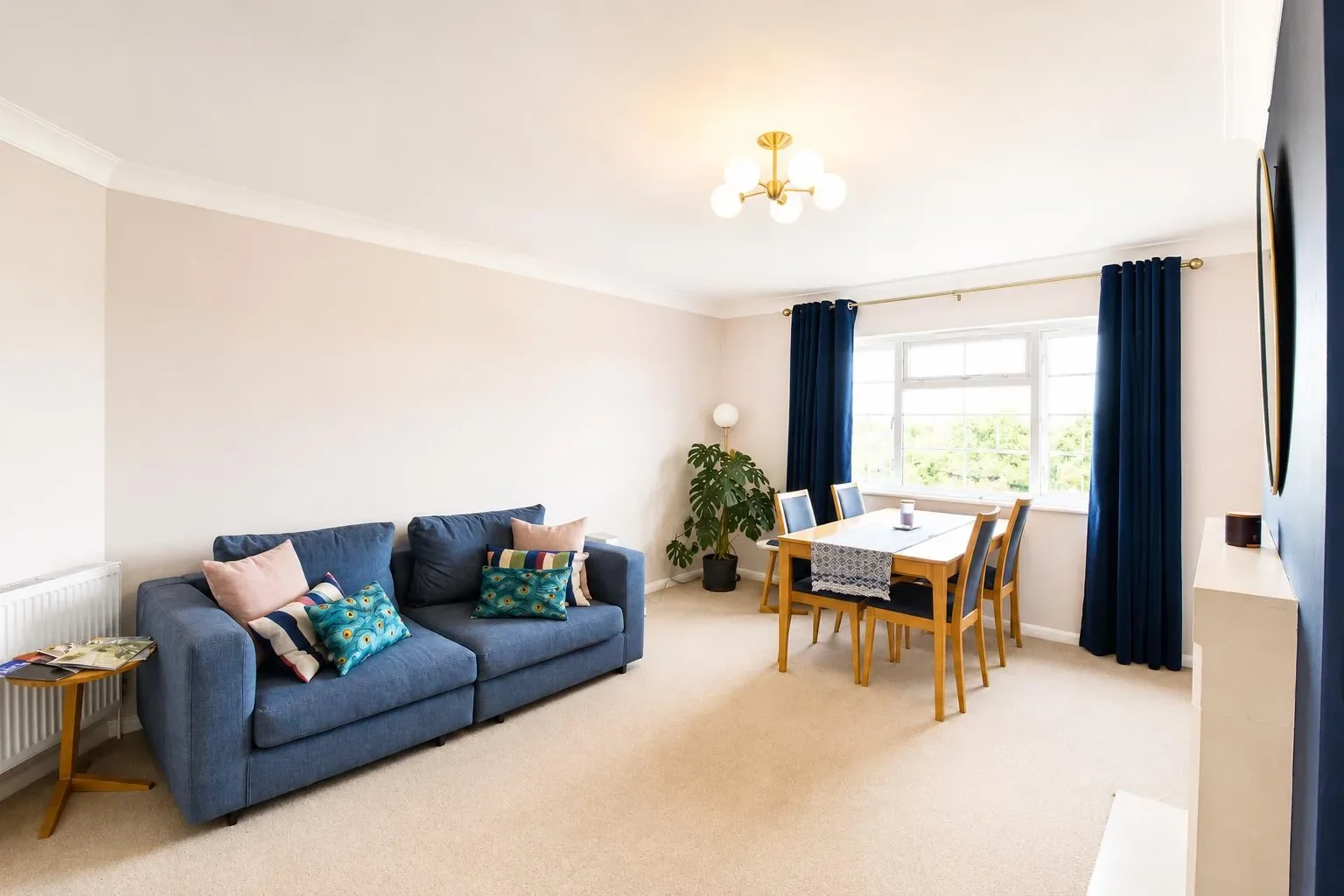 Flat Upper Richmond Road West in Greater London