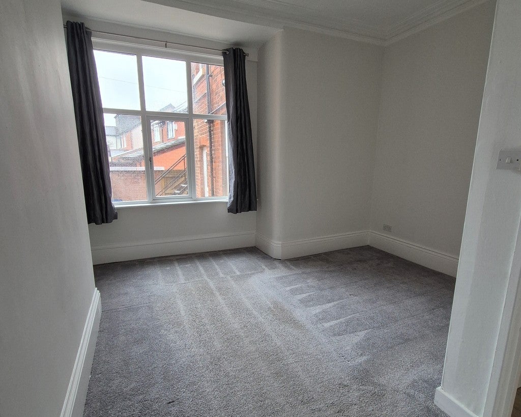Flat Withy Parade in Preston