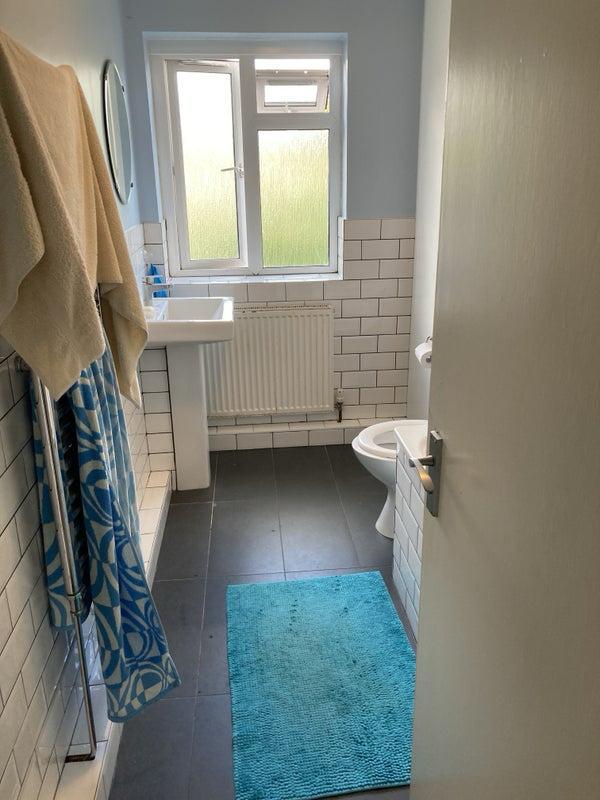 Room Drayton Park in Greater London