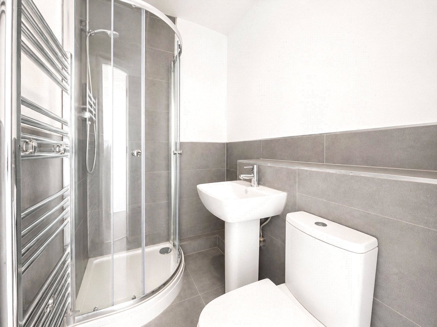Flat Elizabeth Way in Harlow