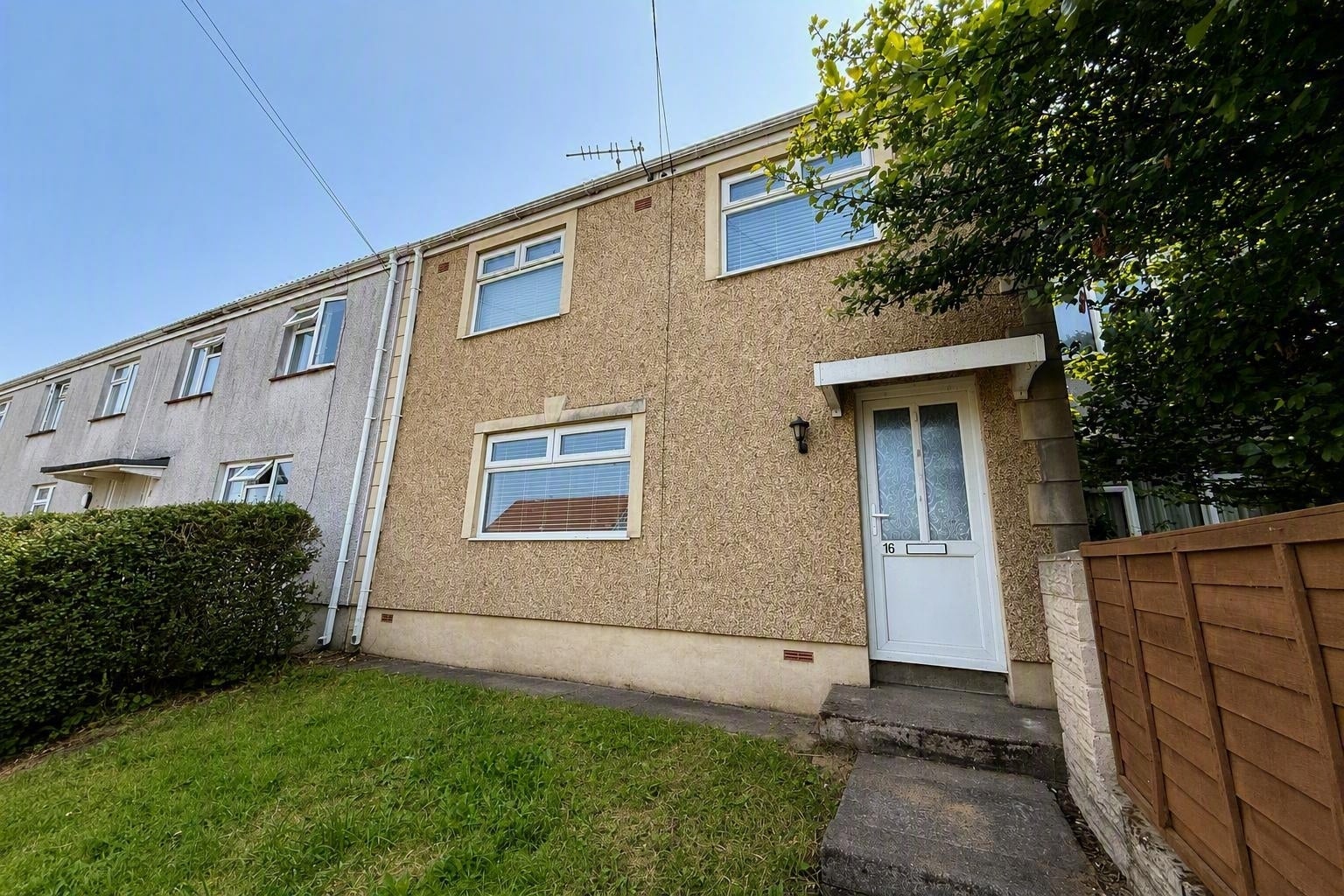 House Afon-Llan Gardens in Swansea