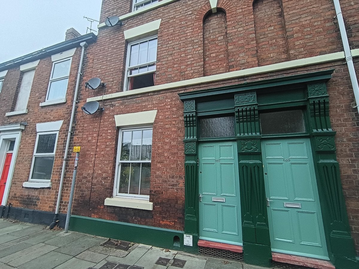 Flat St Anne Street in Chester