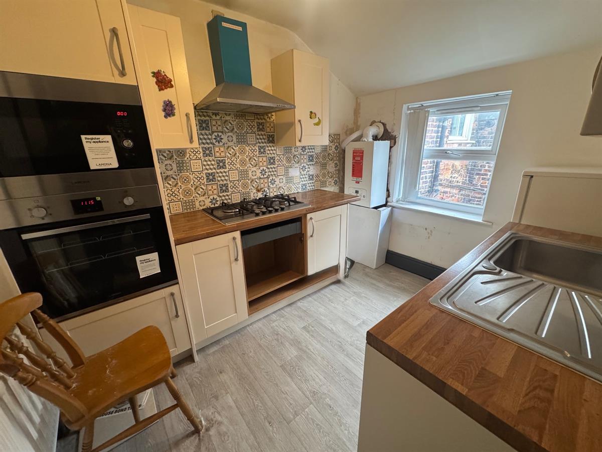Flat Beresford Road in Manchester