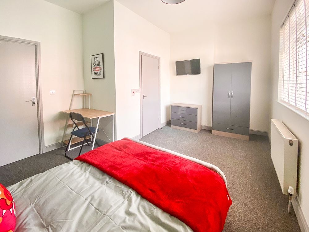 Room Chantry Lane in Grimsby