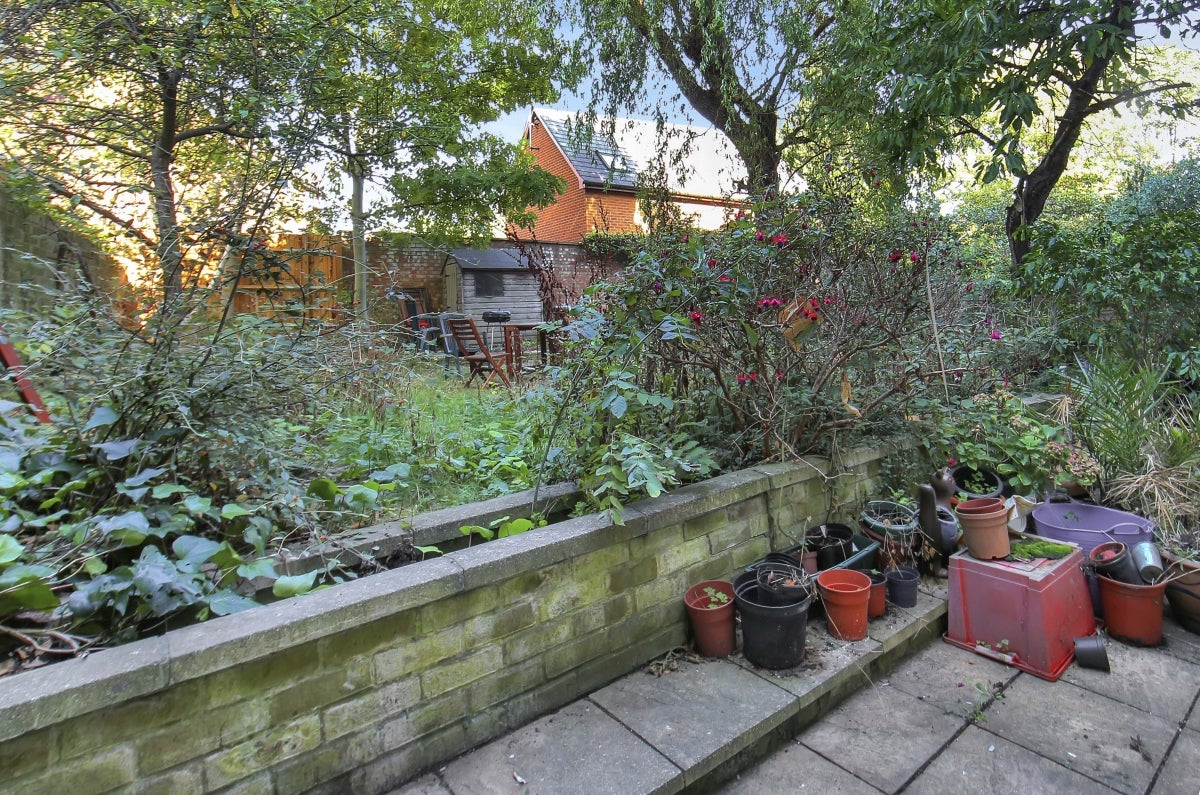 Flat Moriatry Close in Greater London
