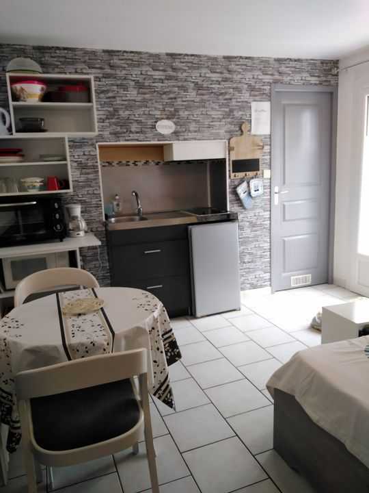 Room Rue du 19 Mars 1962 in Prigonrieux