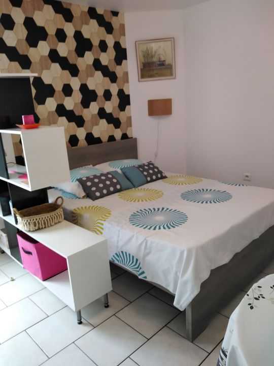 Room Rue du 19 Mars 1962 in Prigonrieux