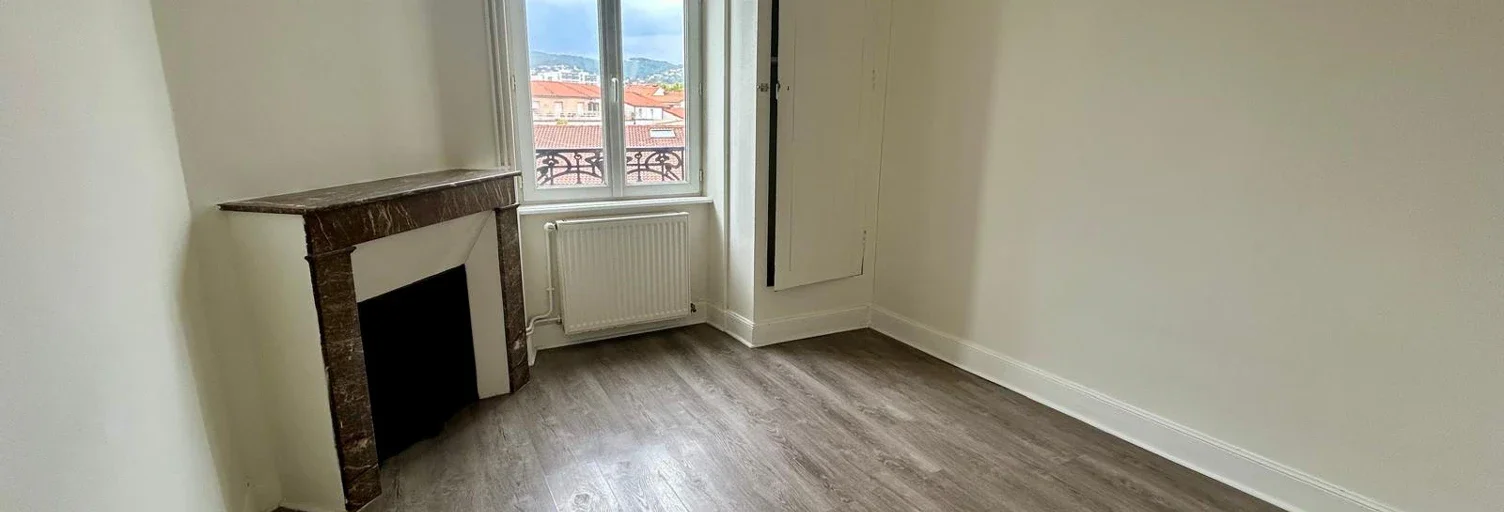 Appartement Place du Champgil à Clermont-Ferrand