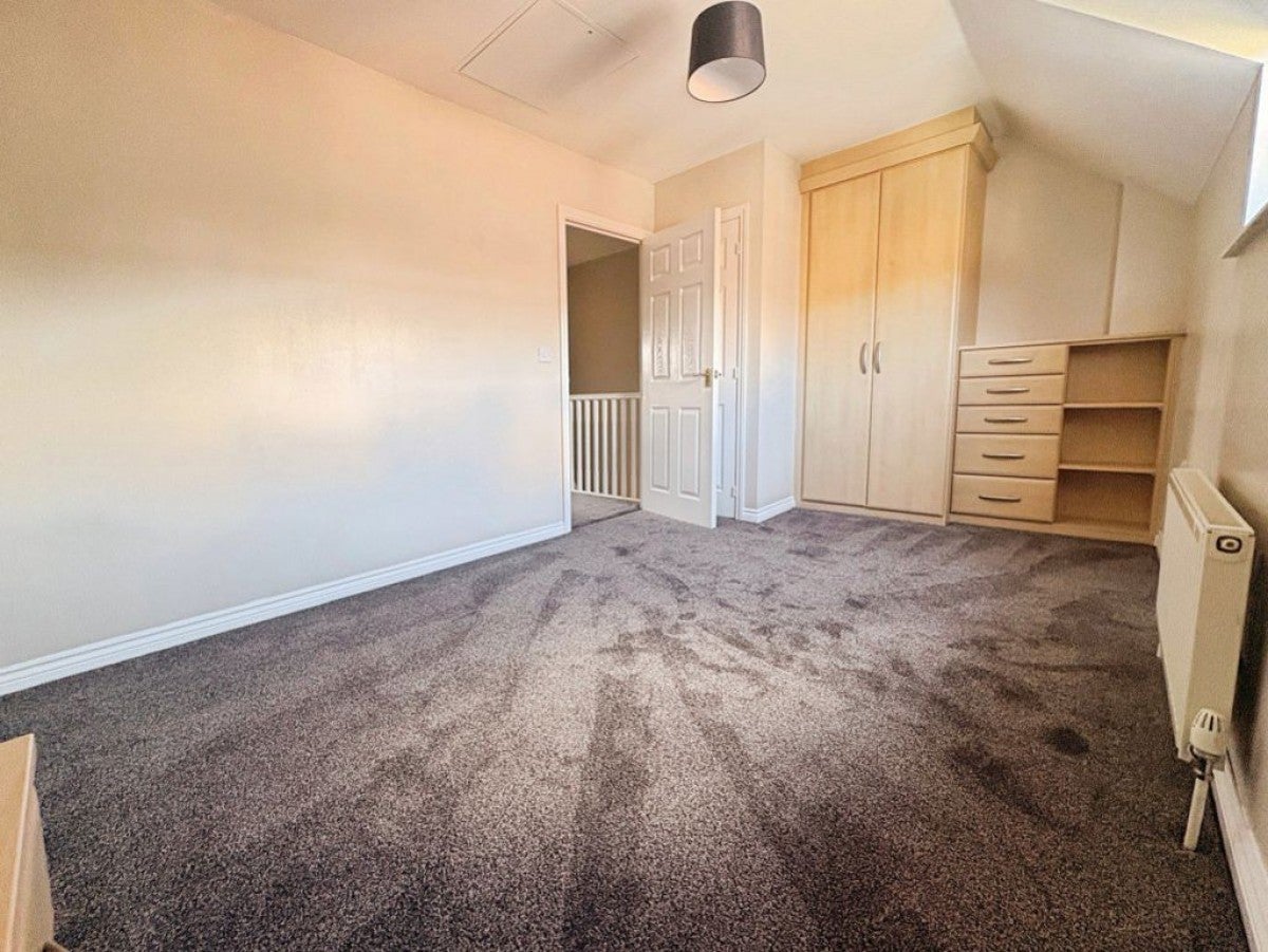 House Nant y Dwrgi in Llanharan