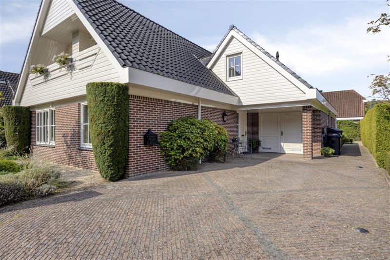 Vrijstaande woning te koop: Meerveldstraat 29, Almere
