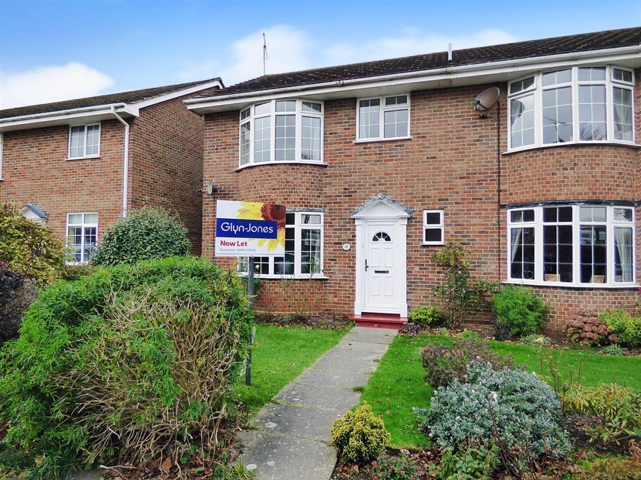 House Grafton Close in Arun