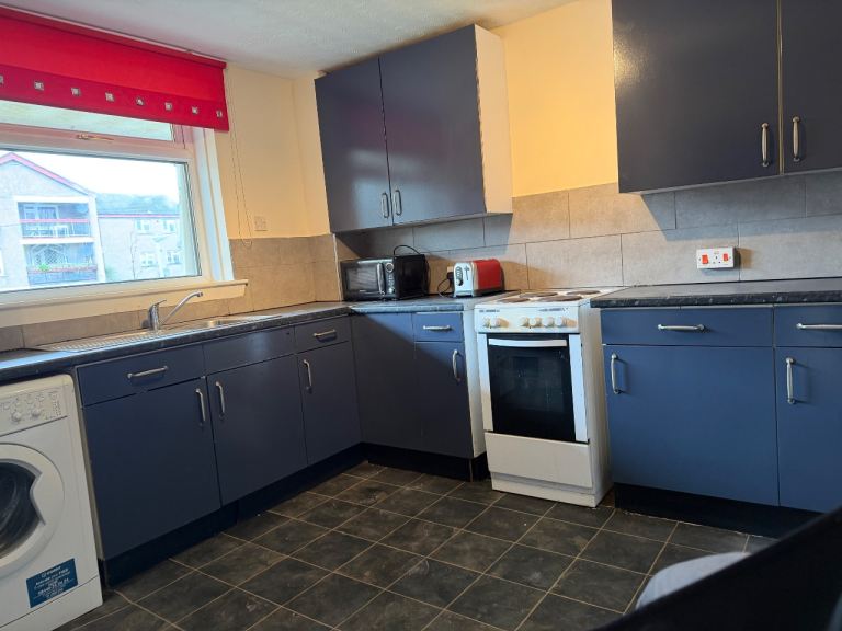 Flat Wellmeadow Street in Paisley