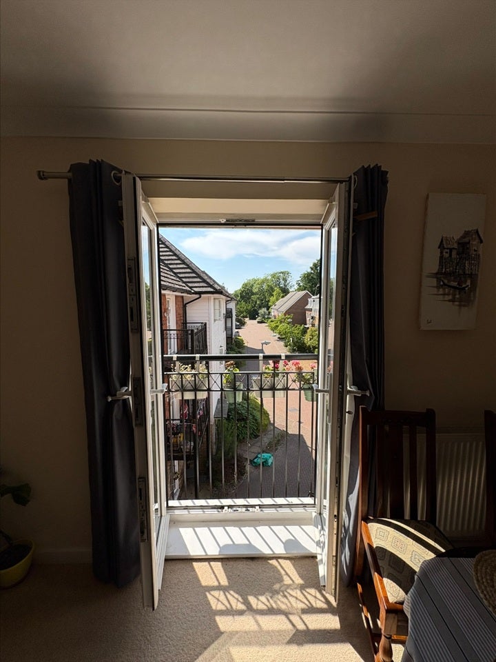 Flat Albion Way in Edenbridge