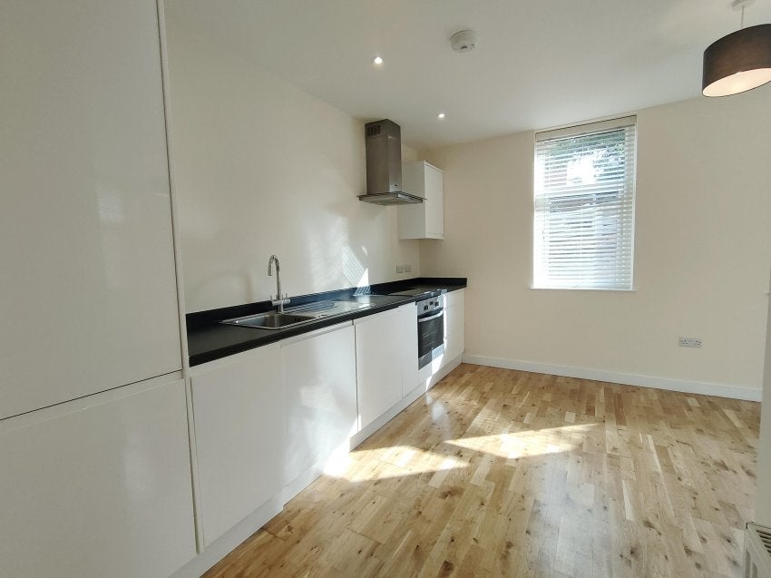 Flat Boltro Road in Mid Sussex