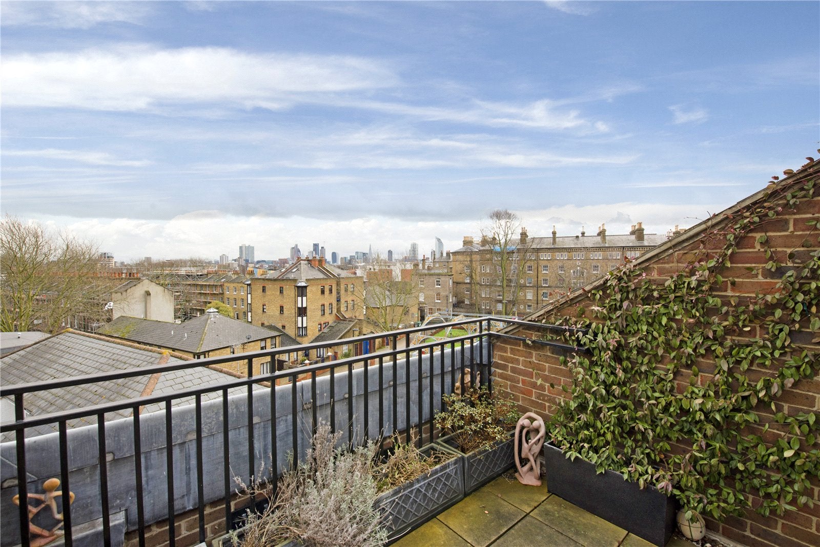 Flat Whitehall Place in City of Westminster